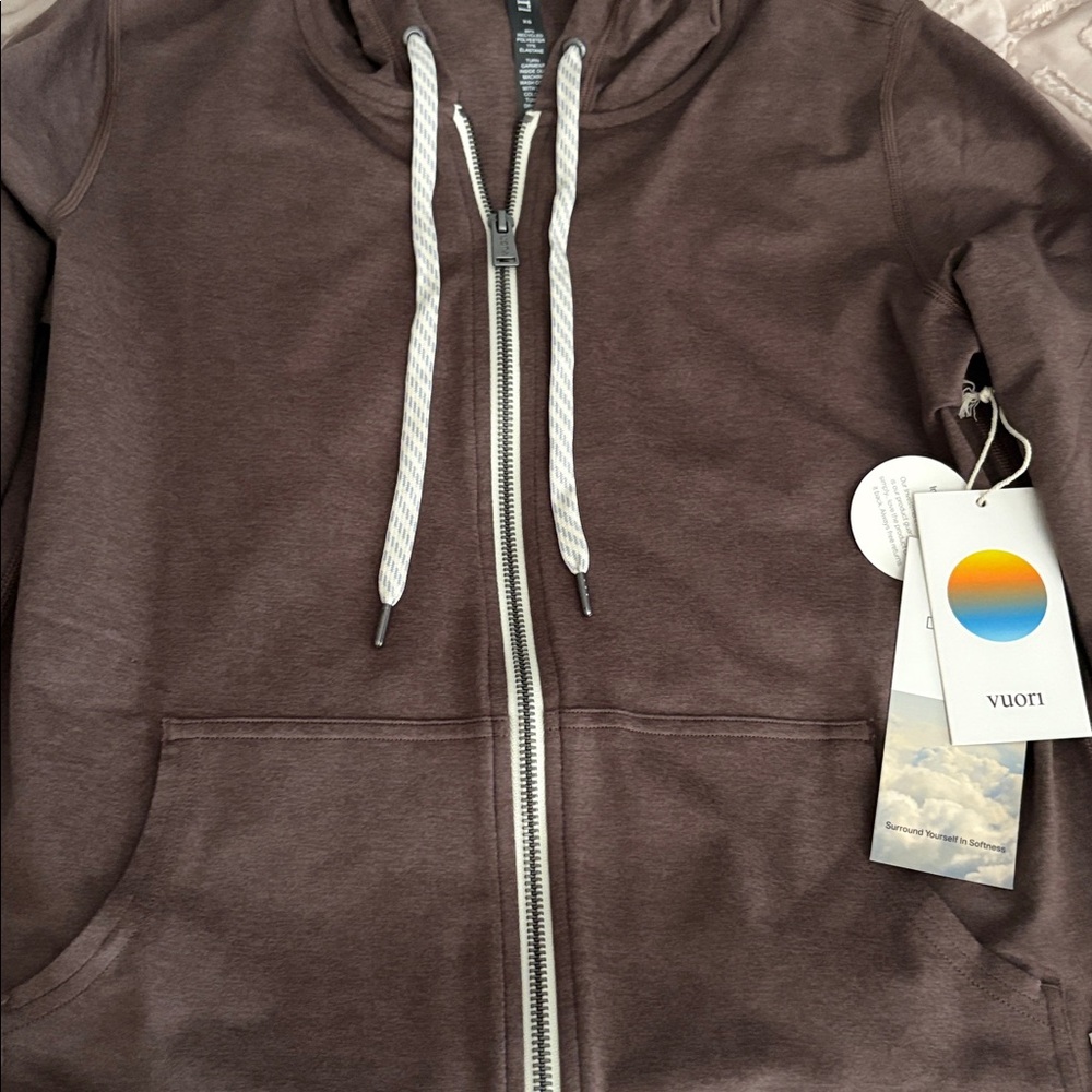 NWT Vuori Halo Performance Hoodie 2.0 - Picture 7 of 10